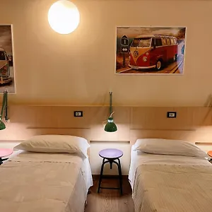 Hostel Bg, Bergamo